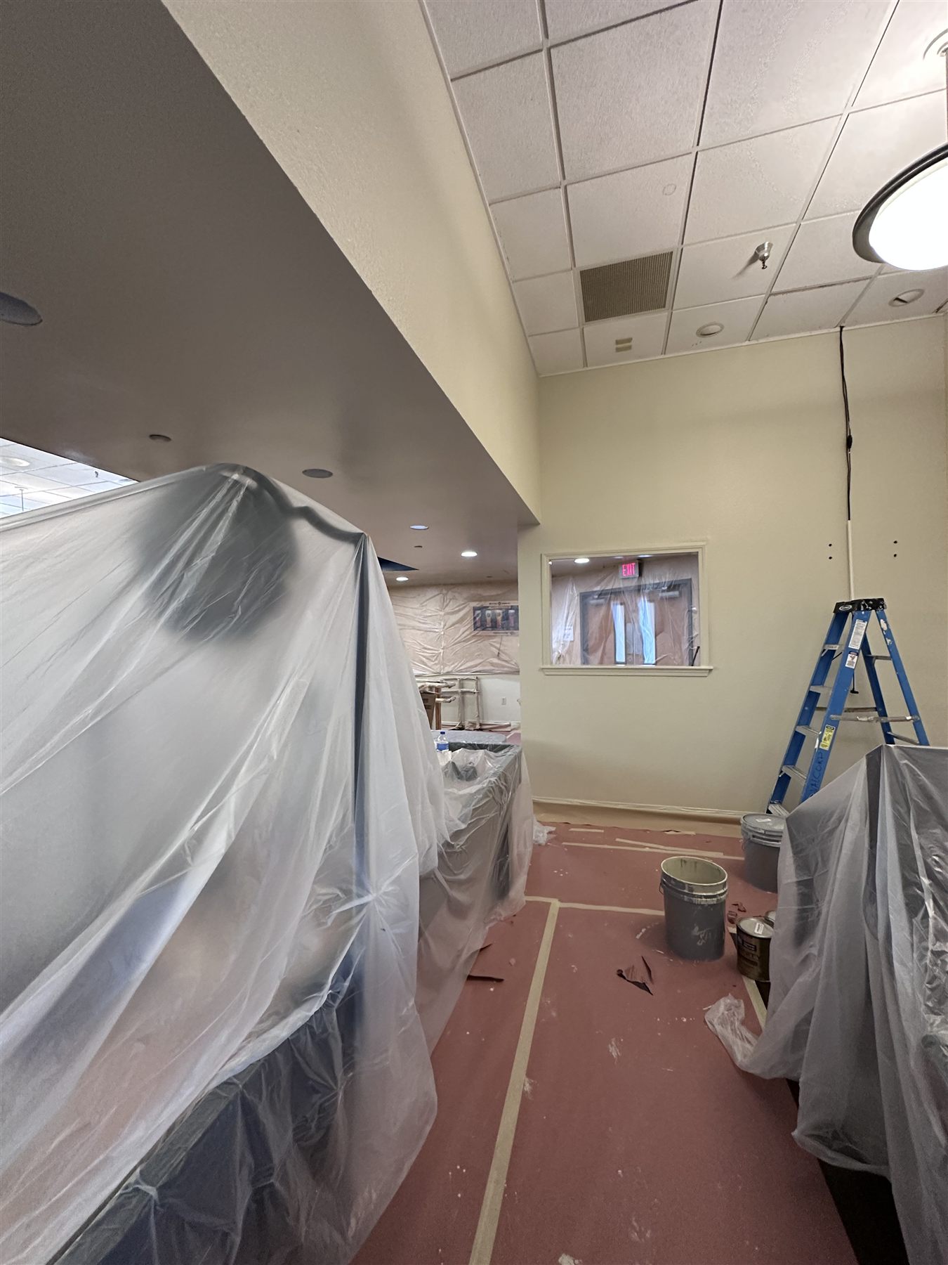 Commercial corridor painting project in DFW