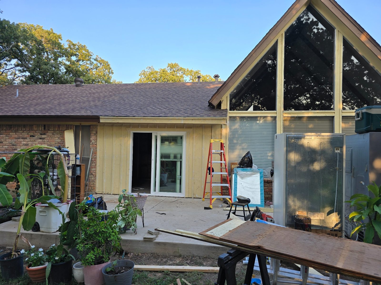 Professional window installation for residential and commercial properties in DFW